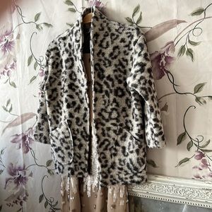 Leopard print Animal print theme 3/4 sleeve cardigan shawl  collar Pockets front